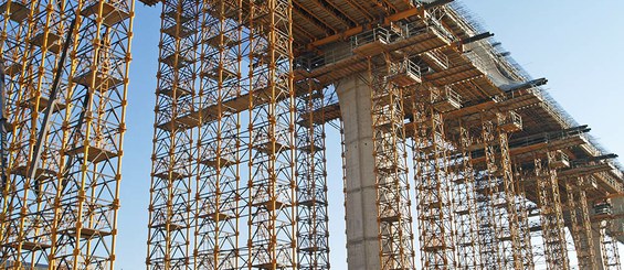 Gantry falsework with T-500 Shoring Tower