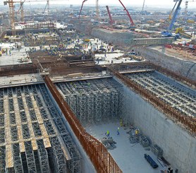 Tunnel construction with T-60 Shoring