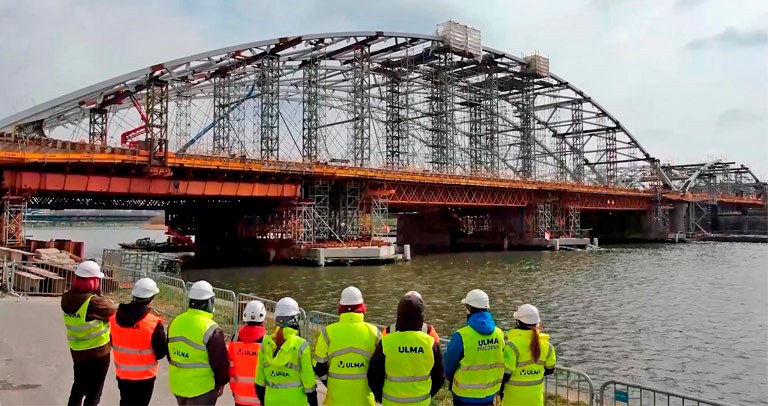 M1 and M3 bridges, Kraków, Poland  (April 2022)