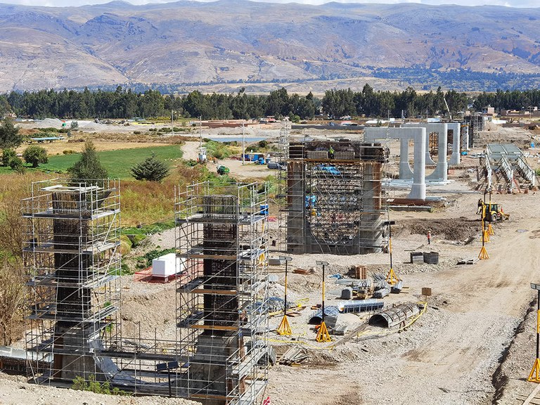 Comuneros II Bridge: ULMA present in strategic projects in Peru