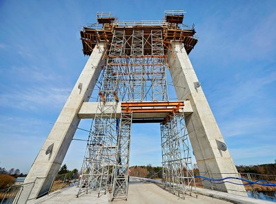 Formwork and shoring engineering for the new bridge over the Narew River