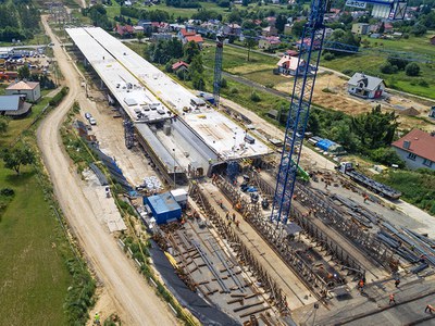 Formwork technology for the incremental launching method for two bridges in Poland