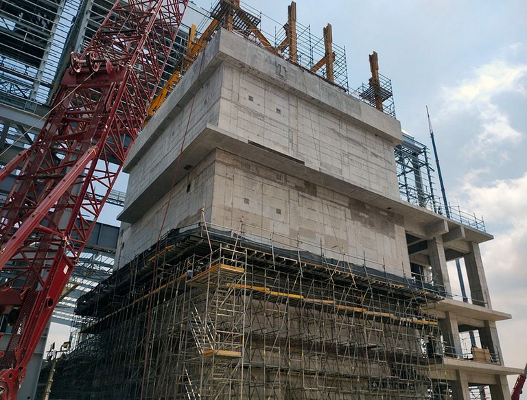 A large-scale industrial challenge in the heart of Mexico