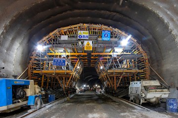 MK carriage for the construction of the Ollachea Tunnel in Puno