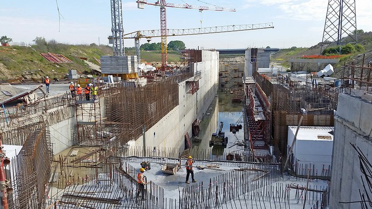 New Lock on the Po River, Italy