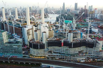 Shaped geometries in the centre of London