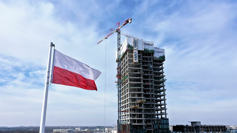 Special solutions for an office complex in Warsaw, Poland
