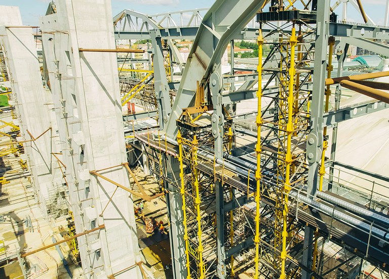 Suspended Architecture Redefining Lisbon, Torre Norte