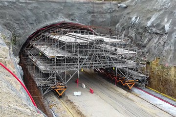 ULMA Solutions for the Widest Tunnel on the Iberian Peninsula
