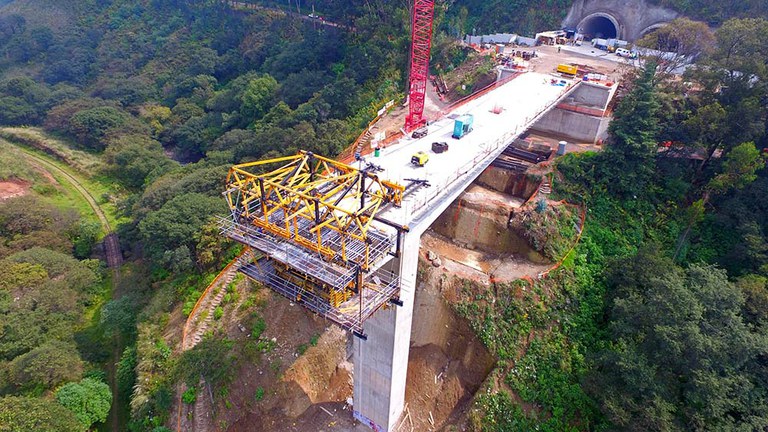 Wide range of MK System capabilities at Interlomas Viaduct, Mexico