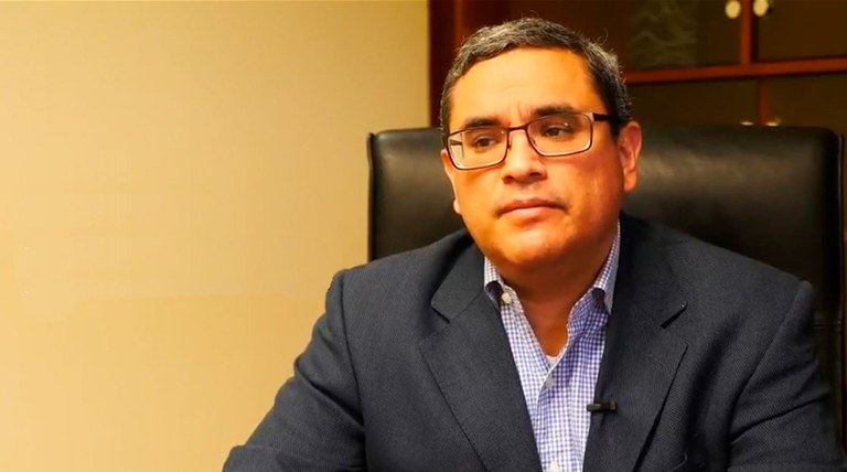 Carlos Muente, Building Manager Peru