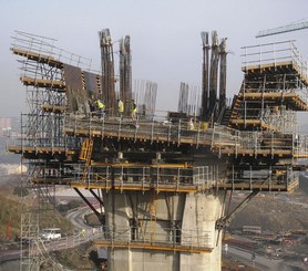 Consola G en ejecución de viaducto con peralte