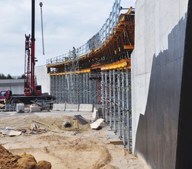 Intersección de las Autopistas A1 y A2, Stryków, Polonia