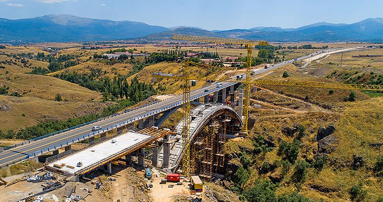 Puente en arco Eresma, Segovia, España