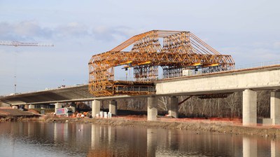 Puente sobre el Danubio, Bratislava, Eslovaquia