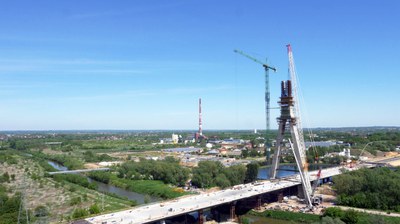 Puente sobre el Río Wisłok, Rzeszów, Polonia