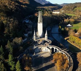 Santuario de Nuestra Señora de Lourdes, Lourdes, Francia