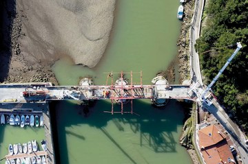 Reconstrucción del Puente de Deba: Ingeniería efímera al servicio del Patrimonio Histórico