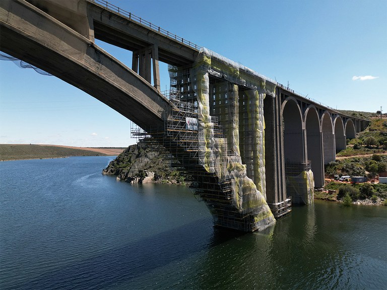 Rehabilitación del viaducto ferroviario Martín Gil, Zamora, España