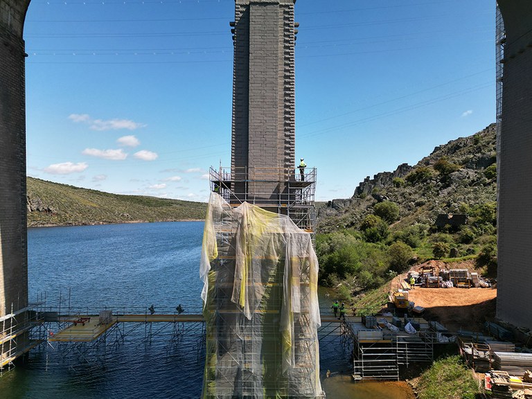 Rehabilitación del viaducto ferroviario Martín Gil, Zamora, España