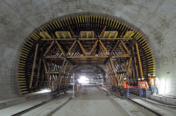 Solución estandar MK en el Túnel Santa Rosa II, Lima, Perú