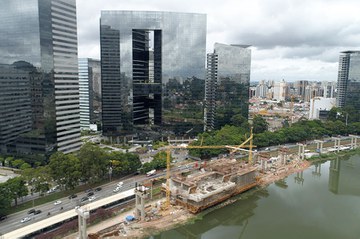 Soluciones de encofrado, cimbras y andamios de ULMA en la estación Morumbi de São Paulo, Brasil